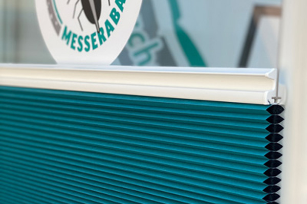 Wabenplissees Nahaufnahme Fenster